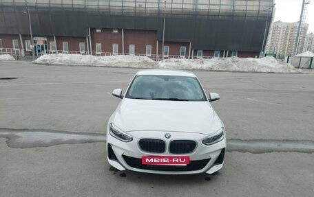 BMW 1 серия, 2022 год, 2 690 000 рублей, 4 фотография