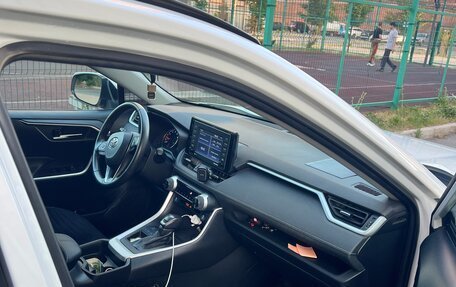 Toyota RAV4, 2020 год, 3 500 000 рублей, 7 фотография