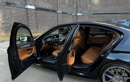 BMW 5 серия, 2018 год, 2 900 000 рублей, 10 фотография