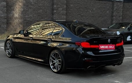 BMW 5 серия, 2018 год, 2 900 000 рублей, 4 фотография