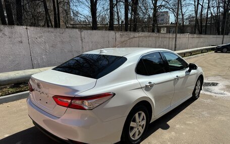 Toyota Camry, 2020 год, 3 050 000 рублей, 3 фотография