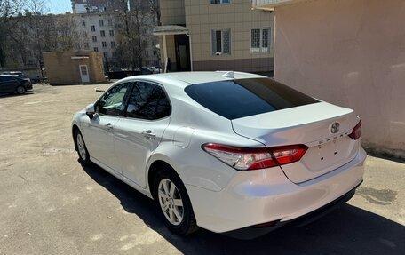 Toyota Camry, 2020 год, 3 050 000 рублей, 4 фотография