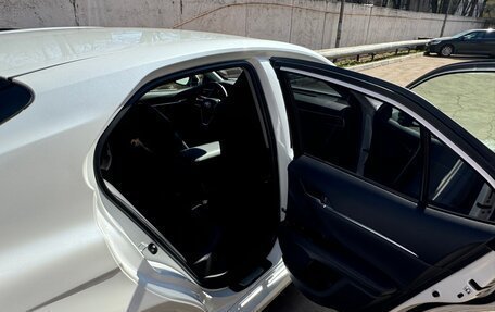 Toyota Camry, 2020 год, 3 050 000 рублей, 11 фотография
