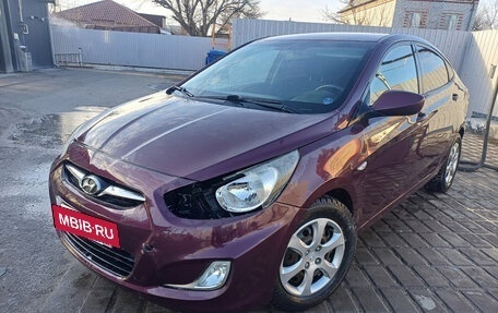 Hyundai Solaris II рестайлинг, 2012 год, 429 000 рублей, 3 фотография