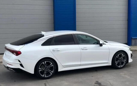 KIA K5, 2021 год, 2 950 000 рублей, 2 фотография