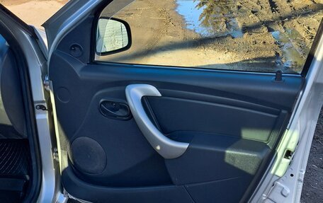 Renault Logan I, 2014 год, 570 000 рублей, 13 фотография