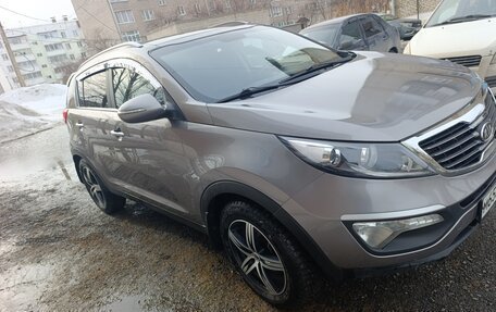 KIA Sportage III, 2011 год, 1 250 000 рублей, 2 фотография