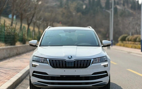 Skoda Karoq I, 2022 год, 1 900 040 рублей, 2 фотография