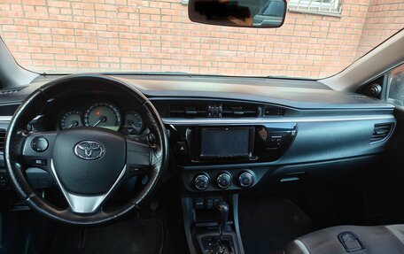 Toyota Corolla, 2014 год, 1 280 000 рублей, 5 фотография