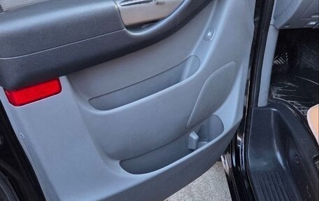 Hyundai Grand Starex Grand Starex I рестайлинг 2, 2011 год, 1 499 999 рублей, 7 фотография