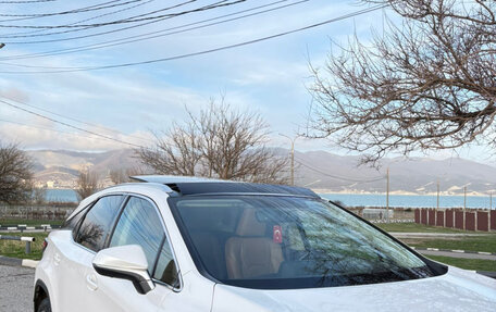 Lexus RX IV рестайлинг, 2016 год, 3 700 000 рублей, 2 фотография