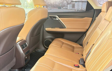 Lexus RX IV рестайлинг, 2016 год, 3 700 000 рублей, 7 фотография