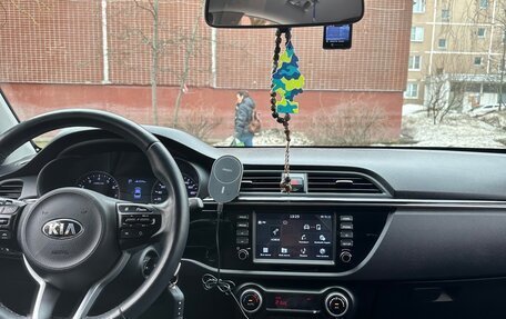 KIA Rio IV, 2018 год, 1 550 000 рублей, 10 фотография