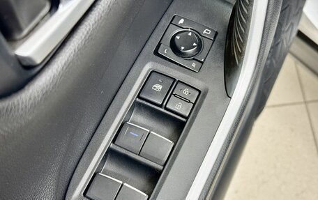 Toyota RAV4, 2020 год, 3 745 000 рублей, 16 фотография