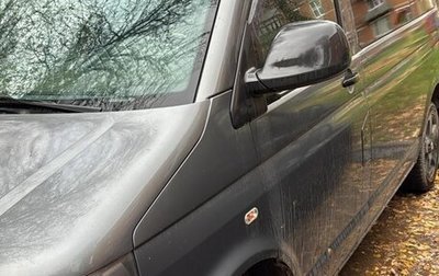 Volkswagen Caravelle T5, 2011 год, 1 360 000 рублей, 1 фотография