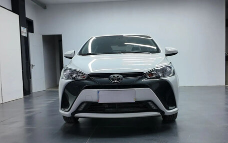 Toyota Yaris XP150 рестайлинг, 2022 год, 1 099 040 рублей, 2 фотография