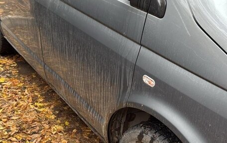 Volkswagen Caravelle T5, 2011 год, 1 360 000 рублей, 3 фотография