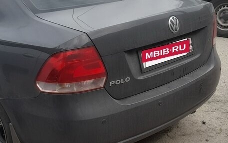 Volkswagen Polo VI (EU Market), 2011 год, 680 000 рублей, 2 фотография