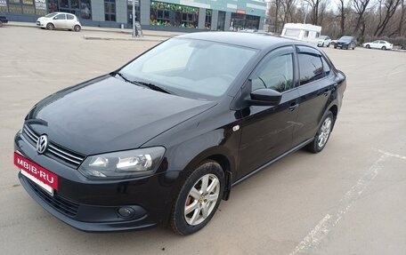 Volkswagen Polo VI (EU Market), 2013 год, 830 000 рублей, 2 фотография