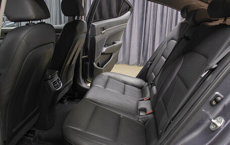 Hyundai Elantra VI рестайлинг, 2017 год, 1 798 000 рублей, 12 фотография