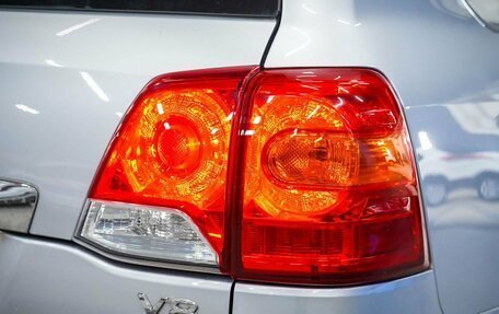 Toyota Land Cruiser 200, 2012 год, 4 000 000 рублей, 21 фотография