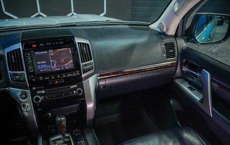 Toyota Land Cruiser 200, 2012 год, 4 000 000 рублей, 34 фотография