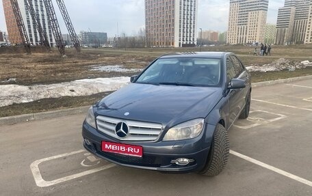 Mercedes-Benz C-Класс, 2009 год, 1 100 000 рублей, 1 фотография