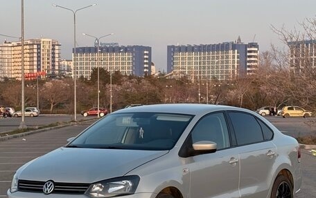 Volkswagen Polo VI (EU Market), 2013 год, 890 000 рублей, 1 фотография