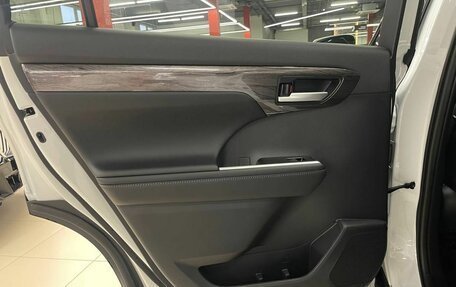 Toyota Highlander, 2026 год, 5 850 000 рублей, 25 фотография