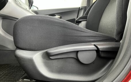 Toyota Auris II, 2010 год, 899 000 рублей, 10 фотография