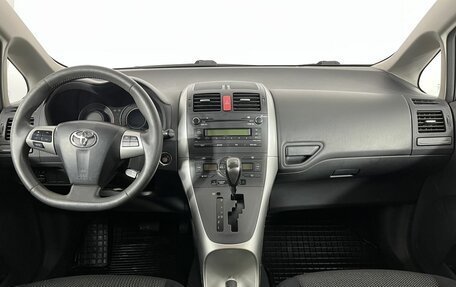 Toyota Auris II, 2010 год, 899 000 рублей, 7 фотография