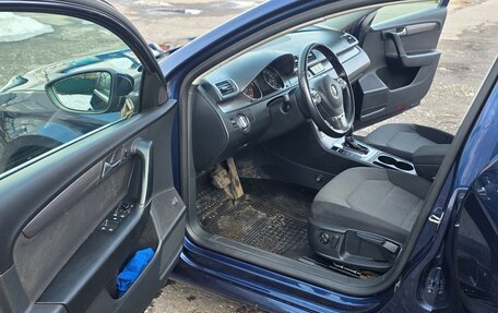 Volkswagen Passat B7, 2011 год, 945 000 рублей, 12 фотография