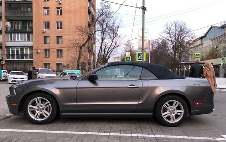 Ford Mustang VI рестайлинг, 2013 год, 1 500 000 рублей, 6 фотография