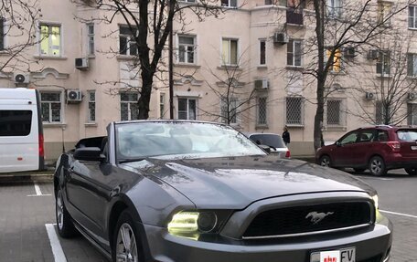 Ford Mustang VI рестайлинг, 2013 год, 1 500 000 рублей, 14 фотография
