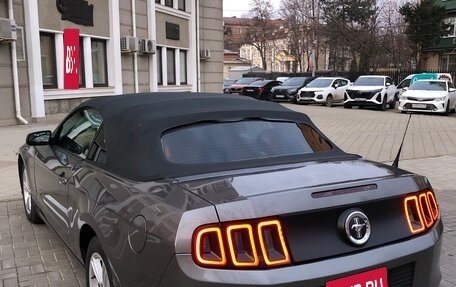 Ford Mustang VI рестайлинг, 2013 год, 1 500 000 рублей, 10 фотография
