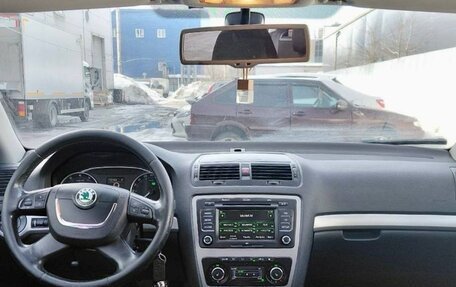 Skoda Octavia, 2011 год, 820 000 рублей, 9 фотография