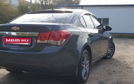 Chevrolet Cruze II, 2011 год, 695 000 рублей, 5 фотография