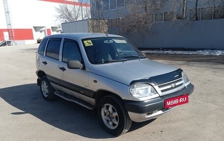 Chevrolet Niva I рестайлинг, 2004 год, 295 000 рублей, 2 фотография