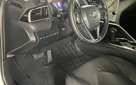 Toyota Camry, 2018 год, 3 250 000 рублей, 3 фотография