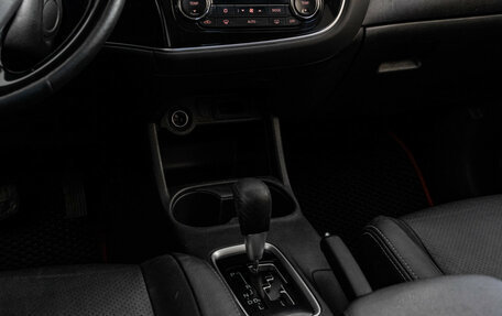 Mitsubishi Outlander III рестайлинг 3, 2015 год, 1 199 000 рублей, 14 фотография