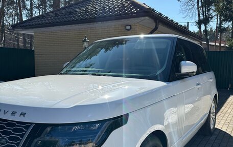 Land Rover Range Rover IV рестайлинг, 2018 год, 6 300 000 рублей, 4 фотография