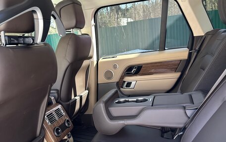 Land Rover Range Rover IV рестайлинг, 2018 год, 6 300 000 рублей, 8 фотография