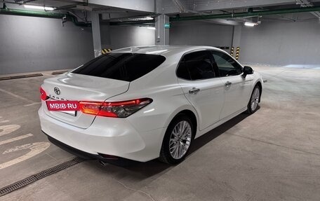 Toyota Camry, 2019 год, 2 500 000 рублей, 5 фотография