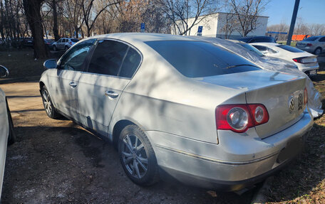Volkswagen Passat B6, 2007 год, 350 000 рублей, 3 фотография