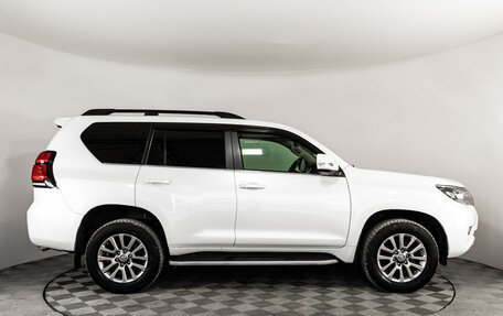 Toyota Land Cruiser Prado 150 рестайлинг 2, 2017 год, 4 999 000 рублей, 4 фотография