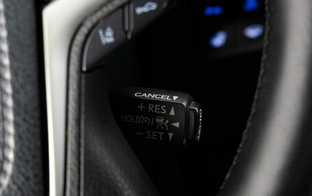 Toyota Land Cruiser Prado 150 рестайлинг 2, 2017 год, 4 999 000 рублей, 23 фотография