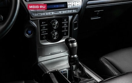 Toyota Land Cruiser Prado 150 рестайлинг 2, 2017 год, 4 999 000 рублей, 13 фотография