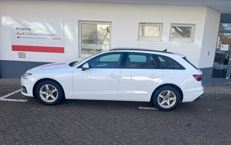 Audi A4, 2022 год, 3 200 000 рублей, 3 фотография