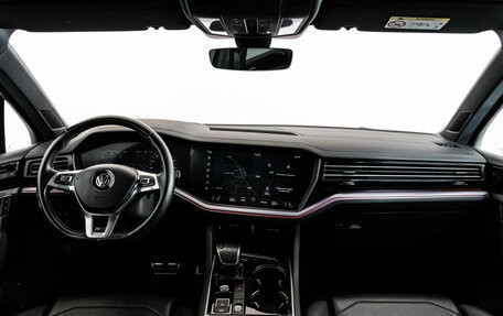 Volkswagen Touareg III, 2019 год, 4 099 000 рублей, 13 фотография