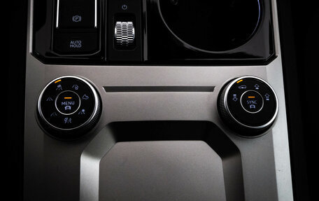 Volkswagen Touareg III, 2019 год, 4 099 000 рублей, 19 фотография